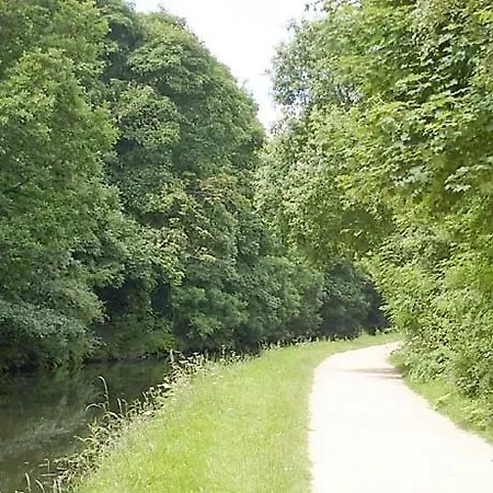 Apartment -83pl- For Your Relaxed & Cosy & Free Parking Leeds (West Yorkshire)