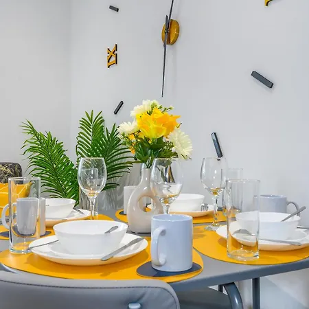 Apartment -83pl- For Your Relaxed & Cosy & Free Parking Leeds (West Yorkshire)