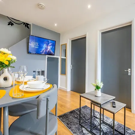 -83pl- For Your Relaxed & Cosy & Free Parking