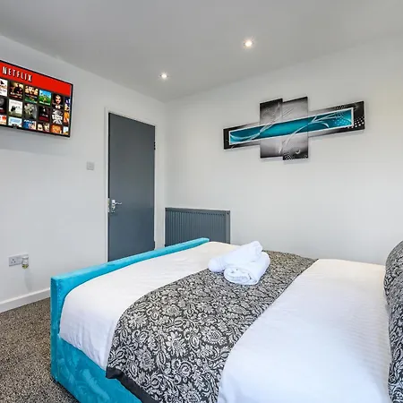 -83pl- For Your Relaxed & Cosy & Free Parking * Leeds (West Yorkshire)