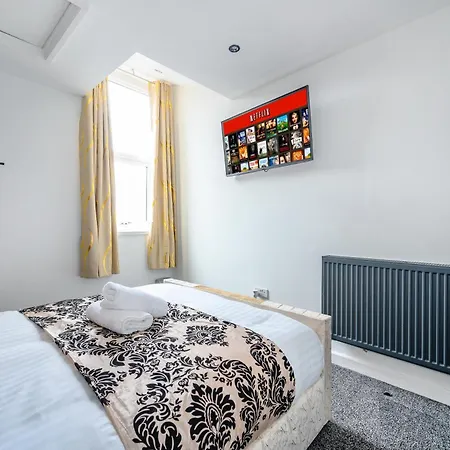Apartment -83pl- For Your Relaxed & Cosy & Free Parking Leeds (West Yorkshire)